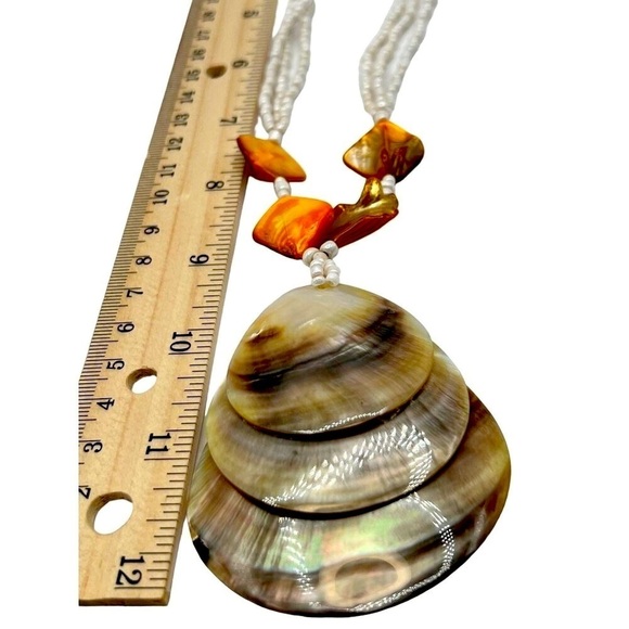Handcrafted Shell Pendant Necklace With White Beads   A42 - Picture 7 of 7
